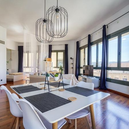 شقة Espectacular Loft En Centrico Edificio Singular مانريسا المظهر الخارجي الصورة
