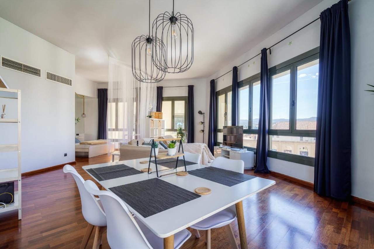 شقة Espectacular Loft En Centrico Edificio Singular مانريسا المظهر الخارجي الصورة