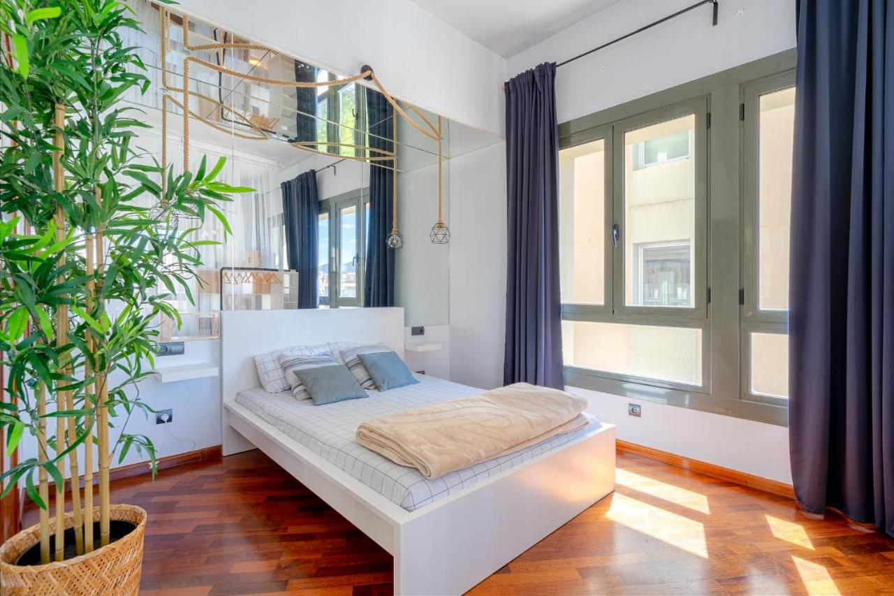 شقة Espectacular Loft En Centrico Edificio Singular مانريسا المظهر الخارجي الصورة